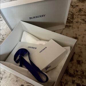Burberry White Box with Navy Logo